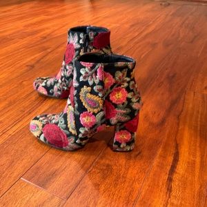 Embroidery Boots